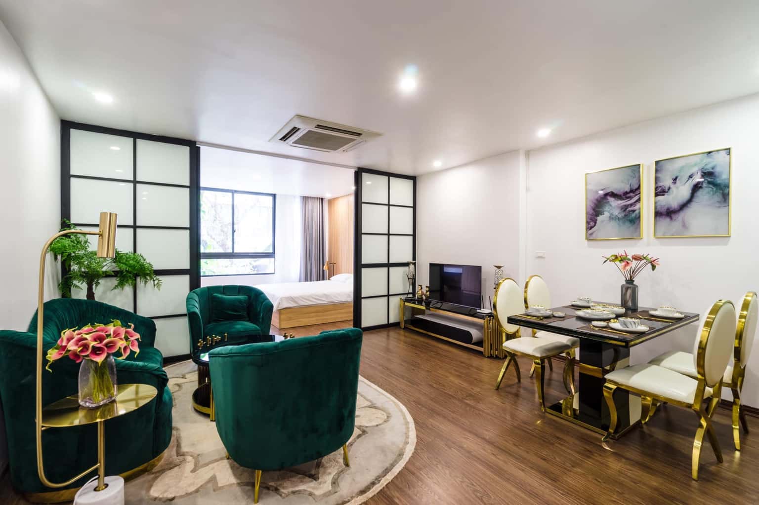 Sapphire Luxury - 3 Triệu Việt Vương, Hai Bà Trưng — photo 2