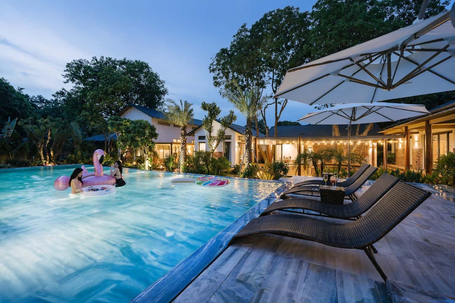 justfly lamon house hoa binh
