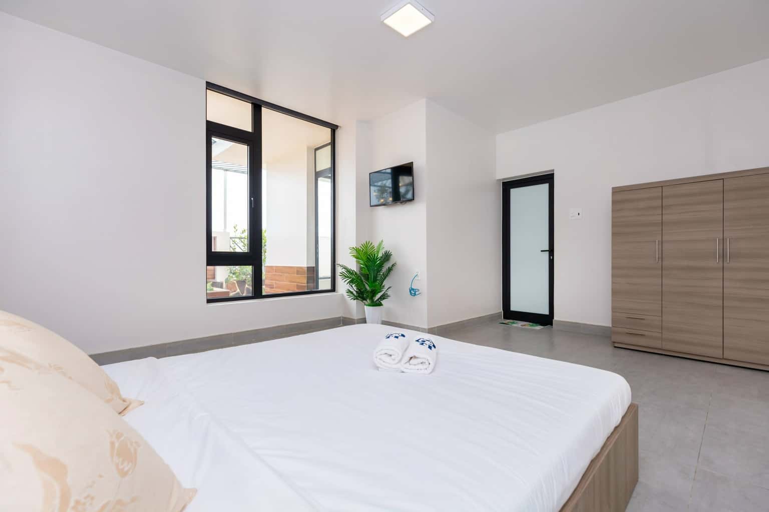justfly villa white b villa da lat