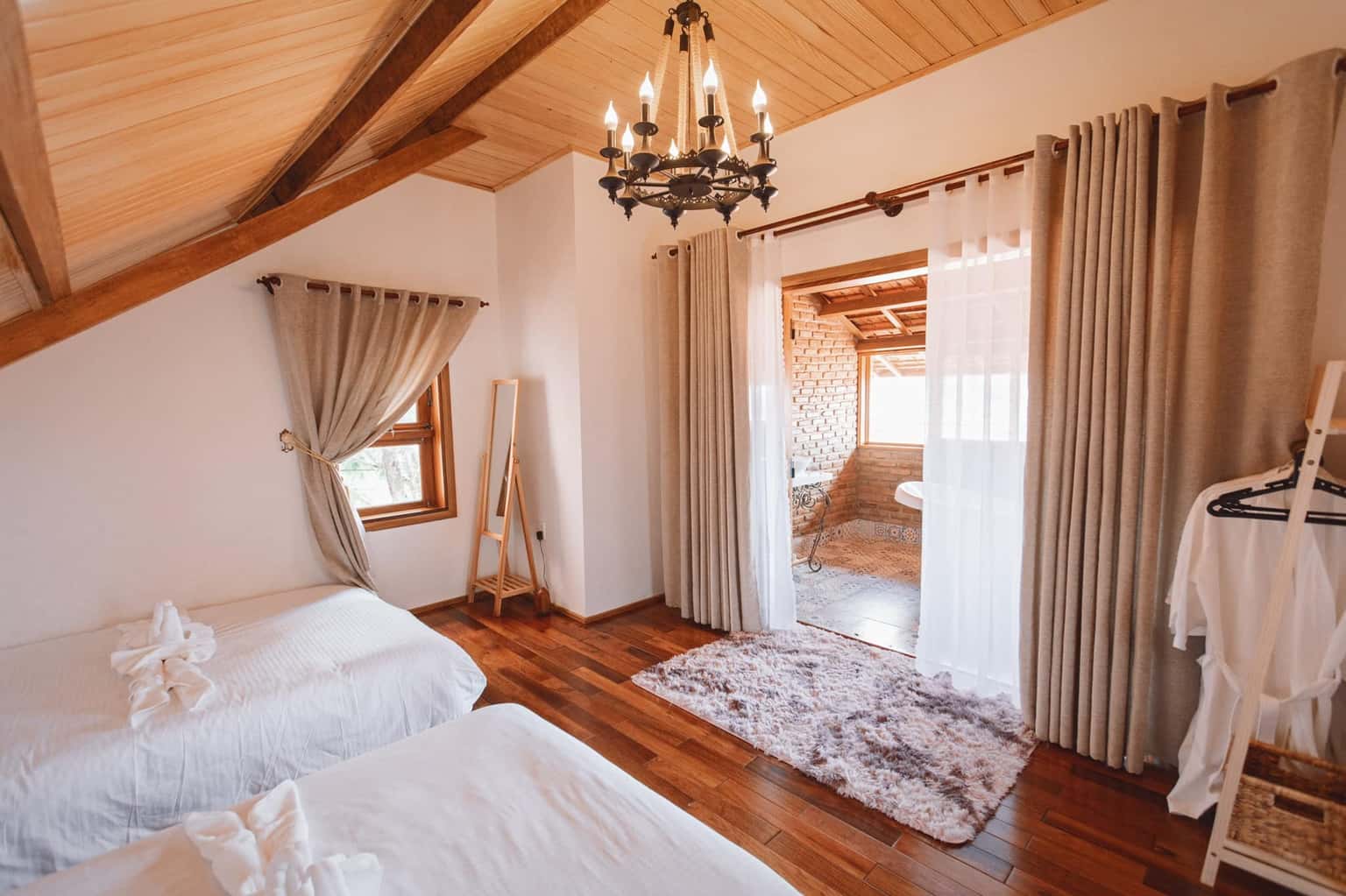 justfly family suite da lat