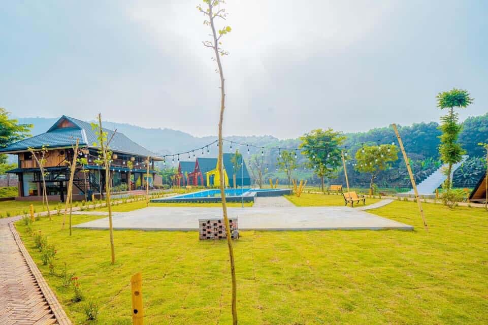 justfly khuon vien hoa ban homestay hoa binh
