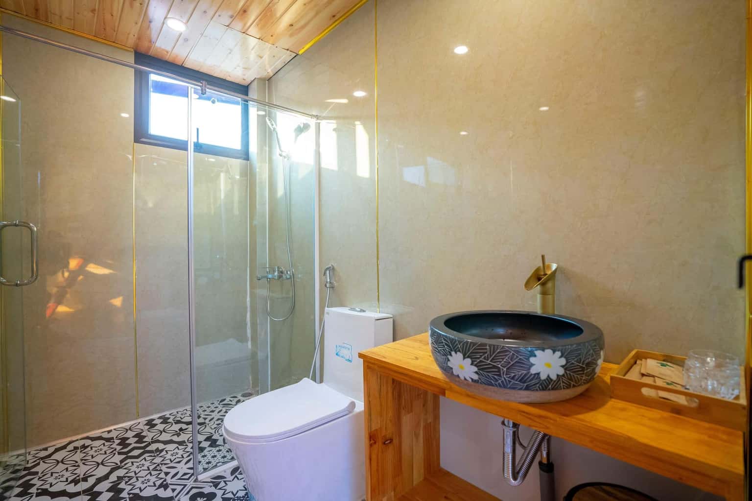 justfly family bungalow hoa ban homestay hoa binh