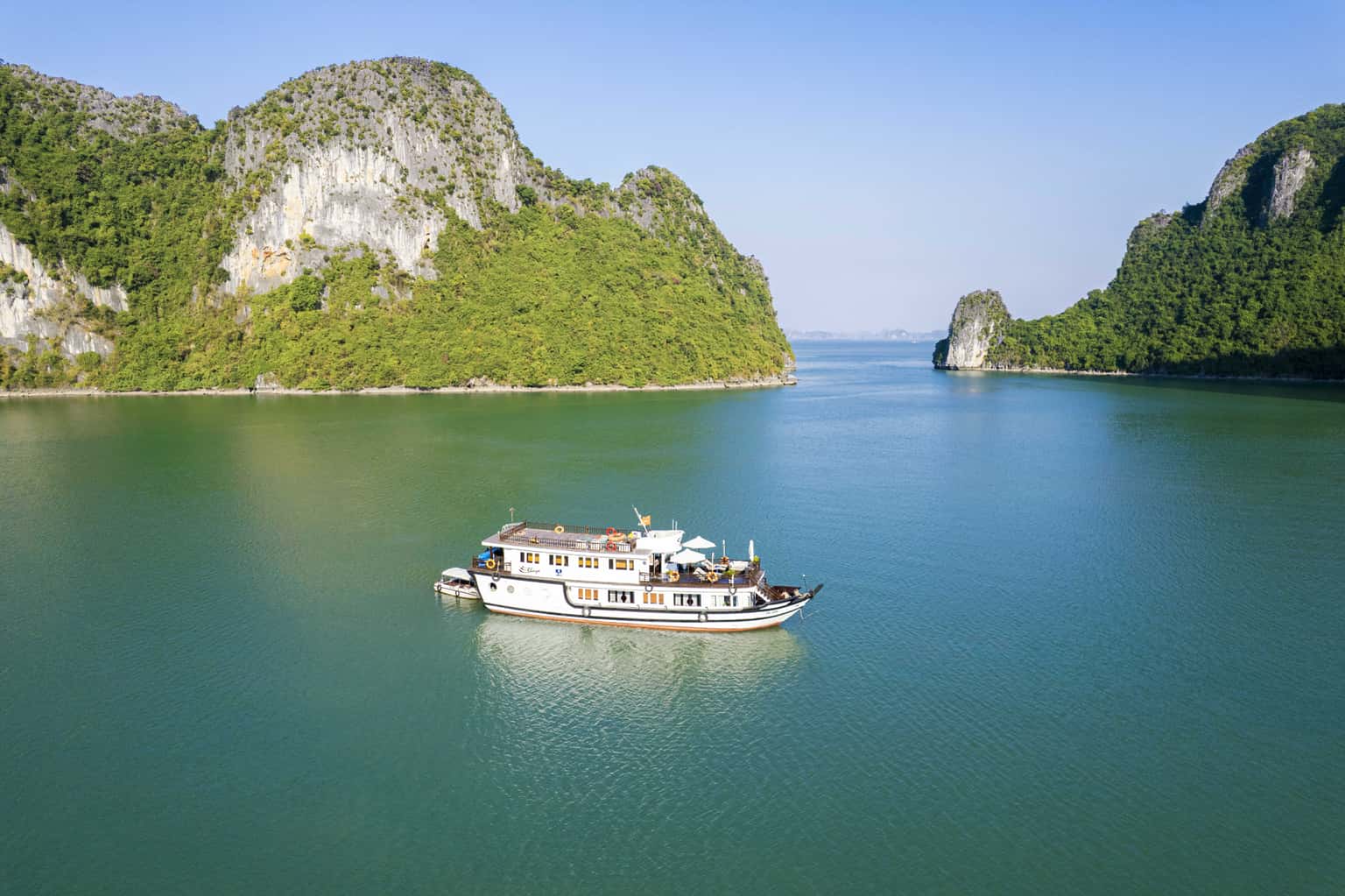 legend halong 1 cabin bhaya au co cruise ha long bay