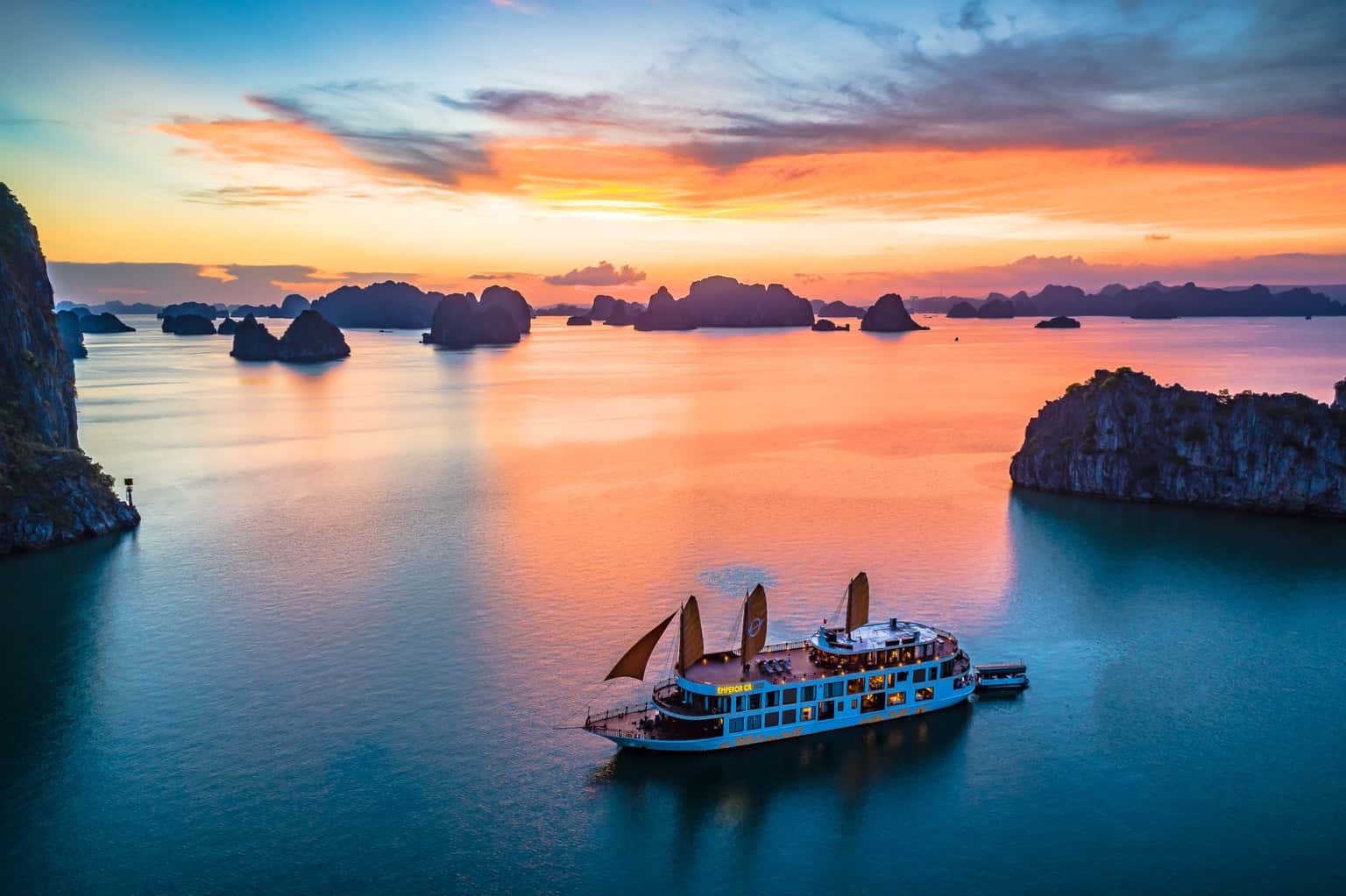 emperor cruise ha long bay