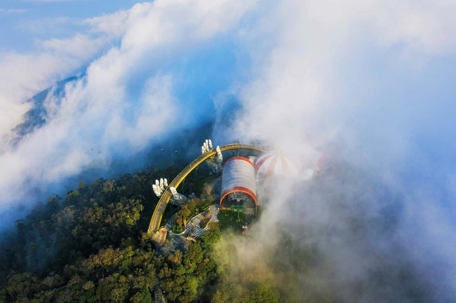 justfly cau vang da nang