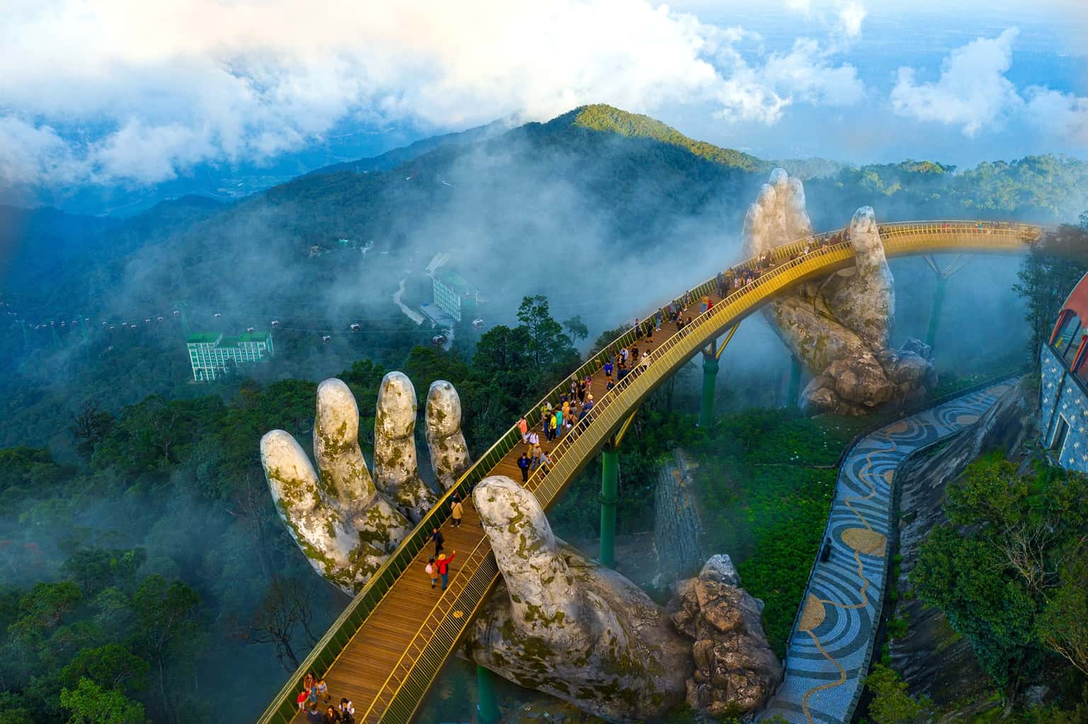 justfly cau vang da nang