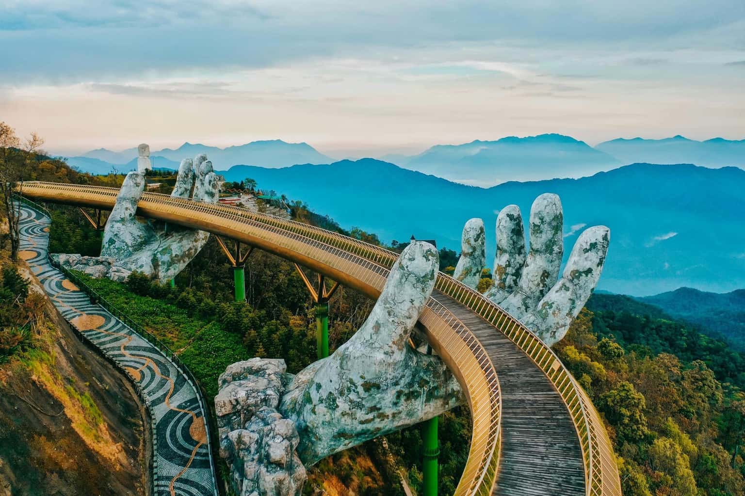 justfly cau vang da nang