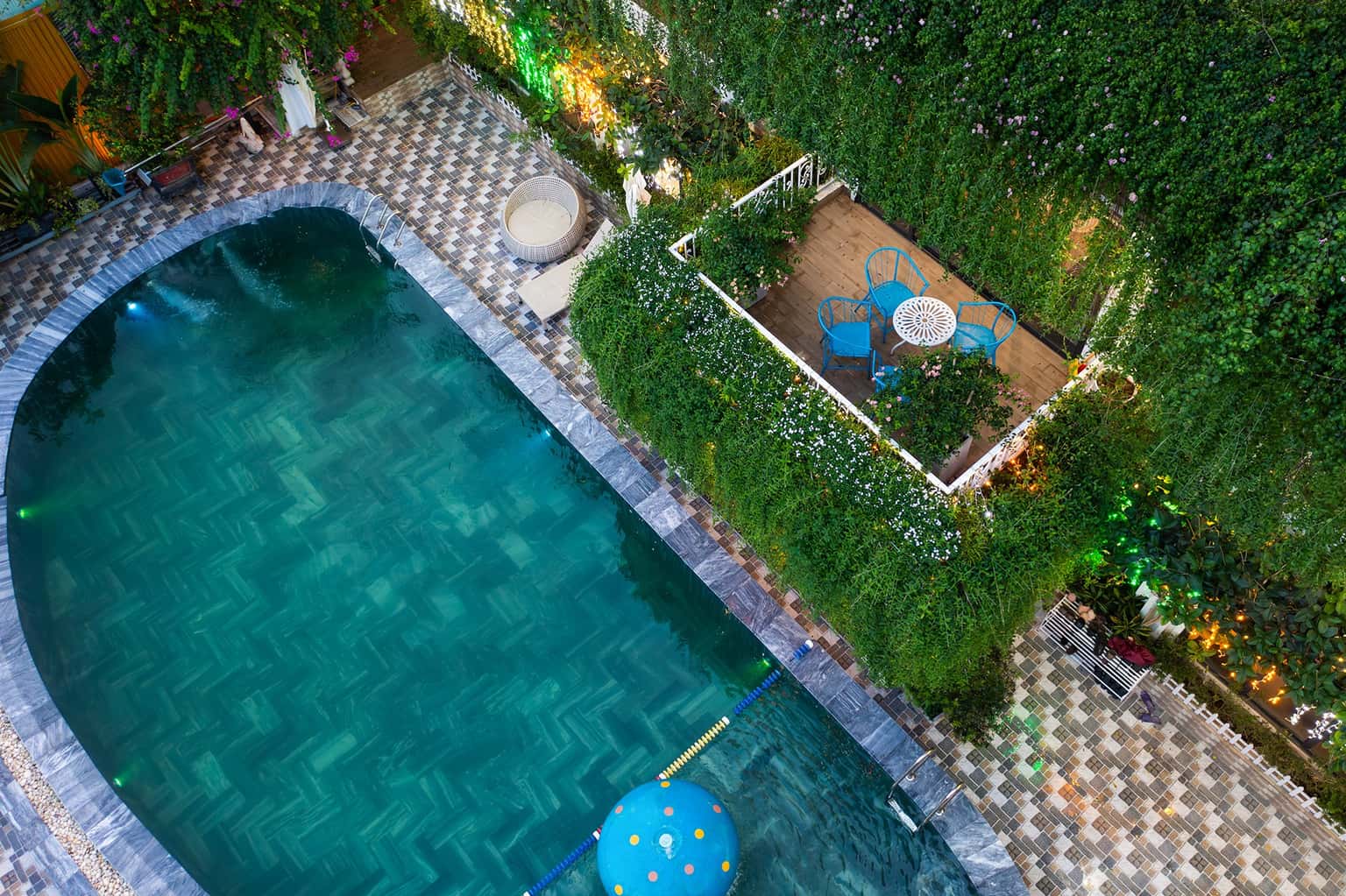 justfly bin garden villa soc son
