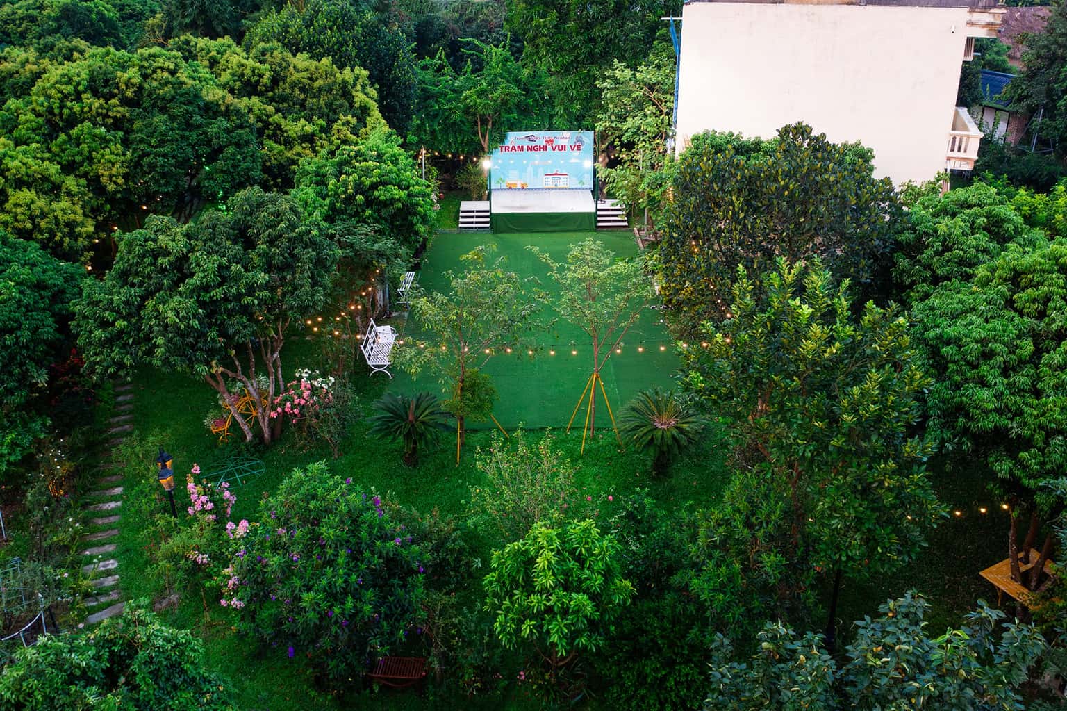 justfly bin garden villa soc son