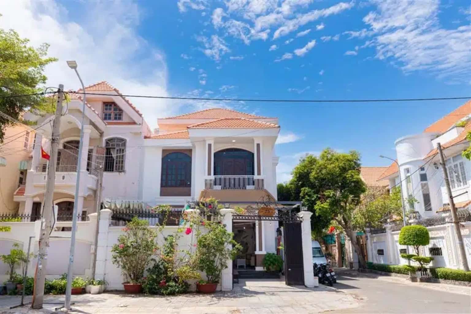 Villa 25 Lạc Long Quân, Vũng Tàu — photo 1