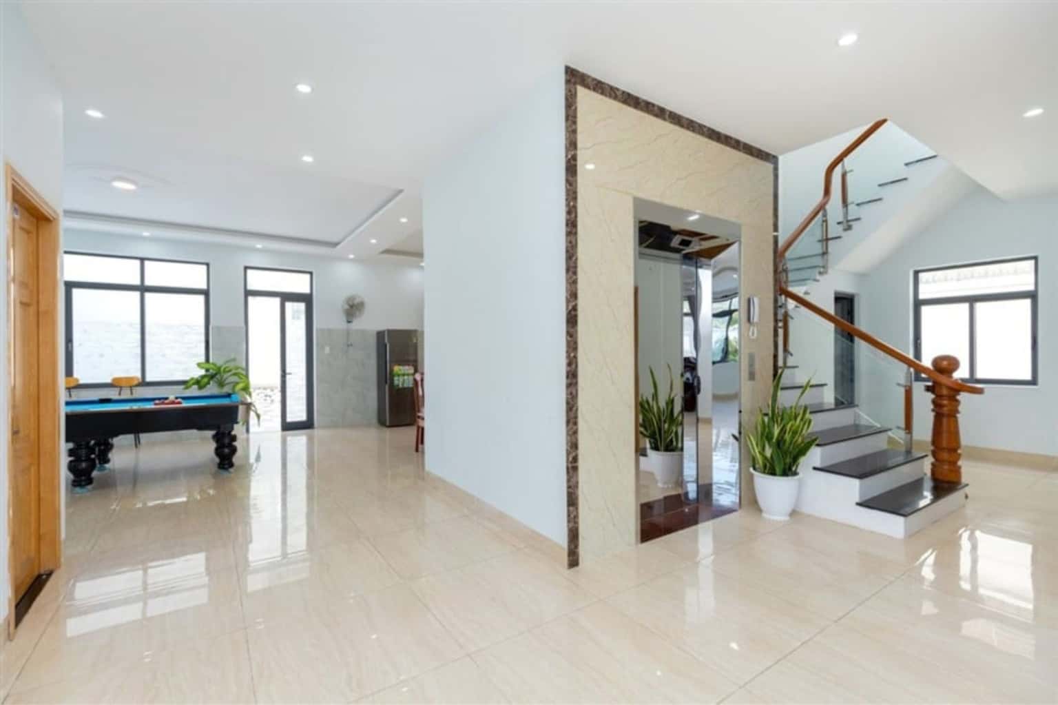 Villa C2.53 Thanh Bình, 头顿 — 照片 10