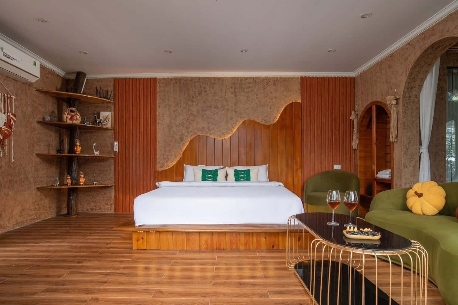 Topview (Moon Retreat) at Hồ Đồng Đò, Sóc Sơn — photo 12