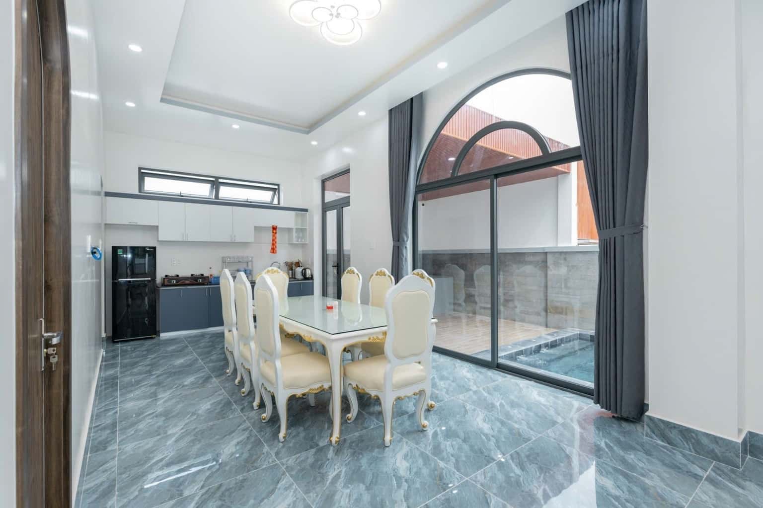 头顿Võ Thị Sáu街195号Villa — 照片 12