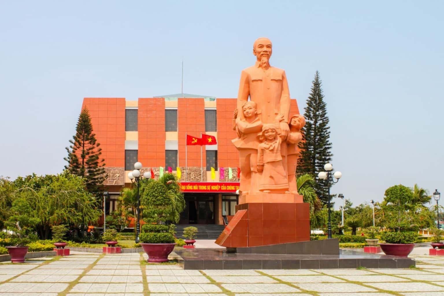 Hồ Chí Minh Museum – Bình Thuận Branch — photo 1