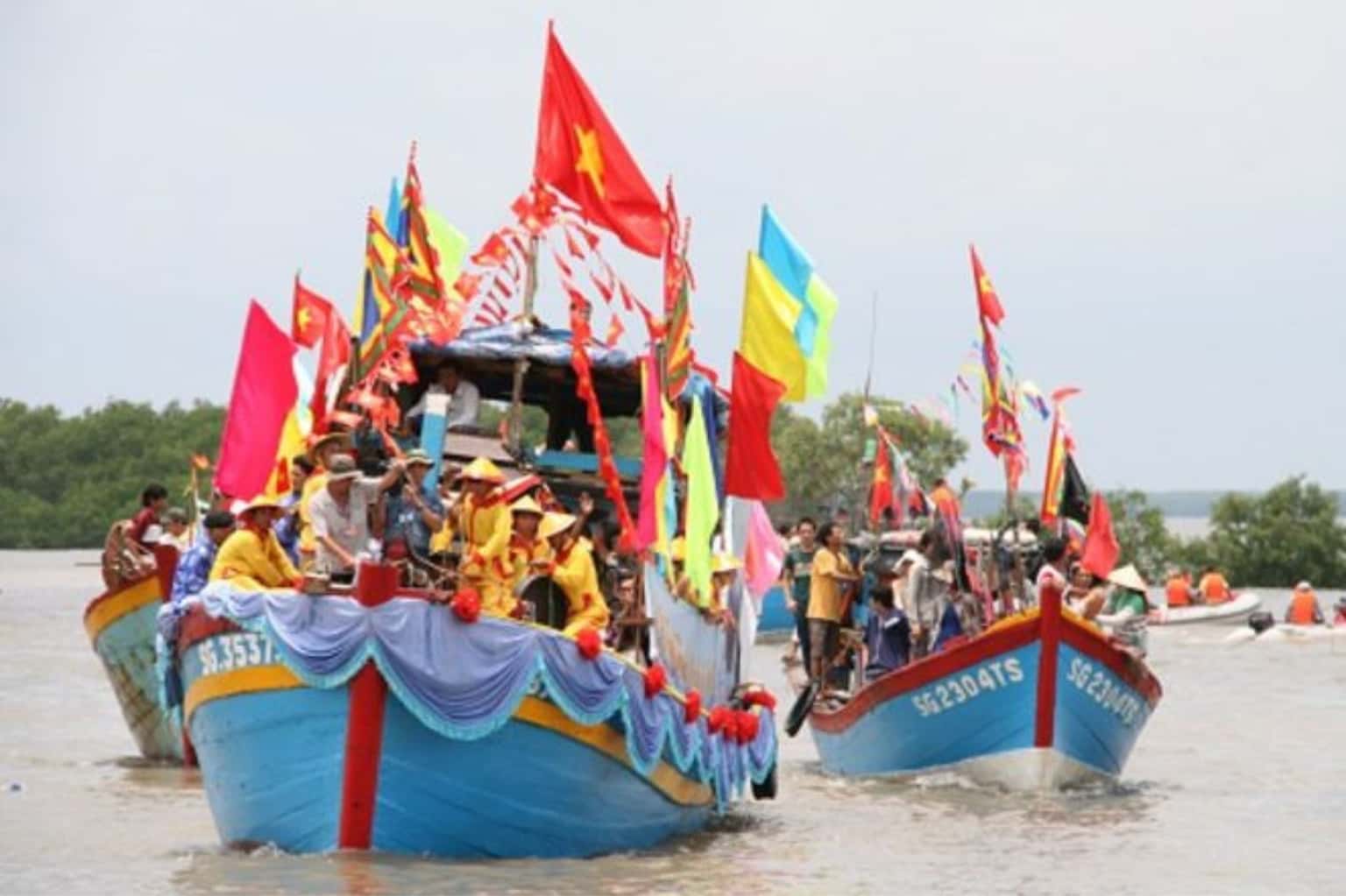 Vạn Thủy Tú Temple — photo 11