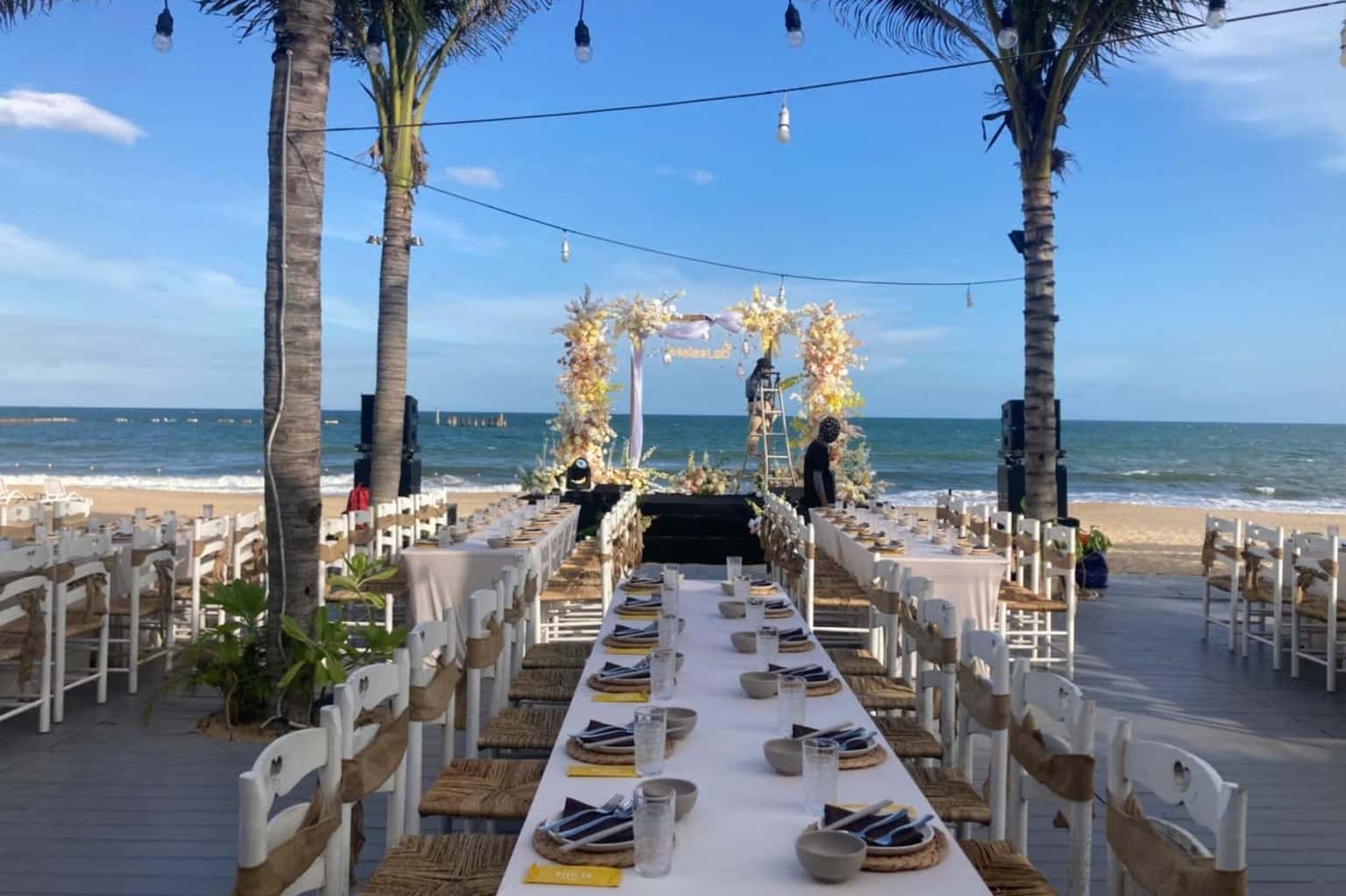 Aloha Beach Club — photo 10
