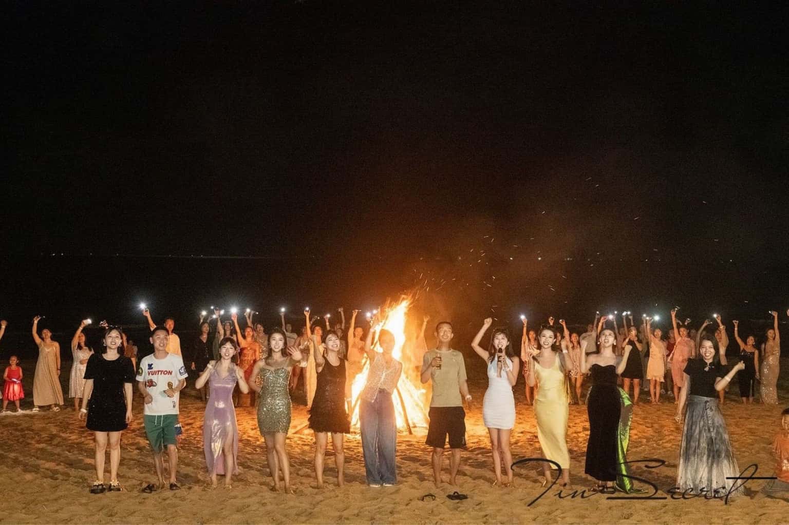 Aloha Beach Club — photo 12