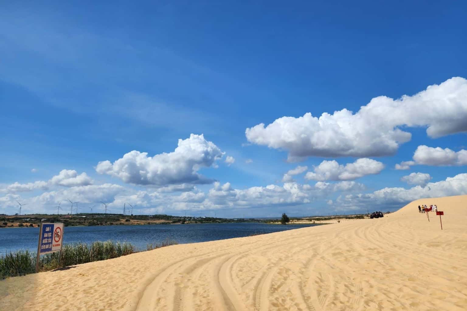 Bàu Trắng - Bàu Sen (White Sand Dunes) — photo 7