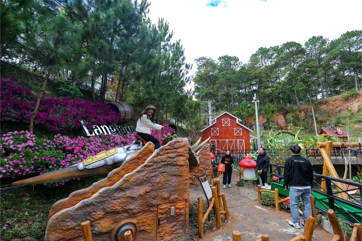 Langfarm Center Đà Lạt - Fairytale Farm — photo 11