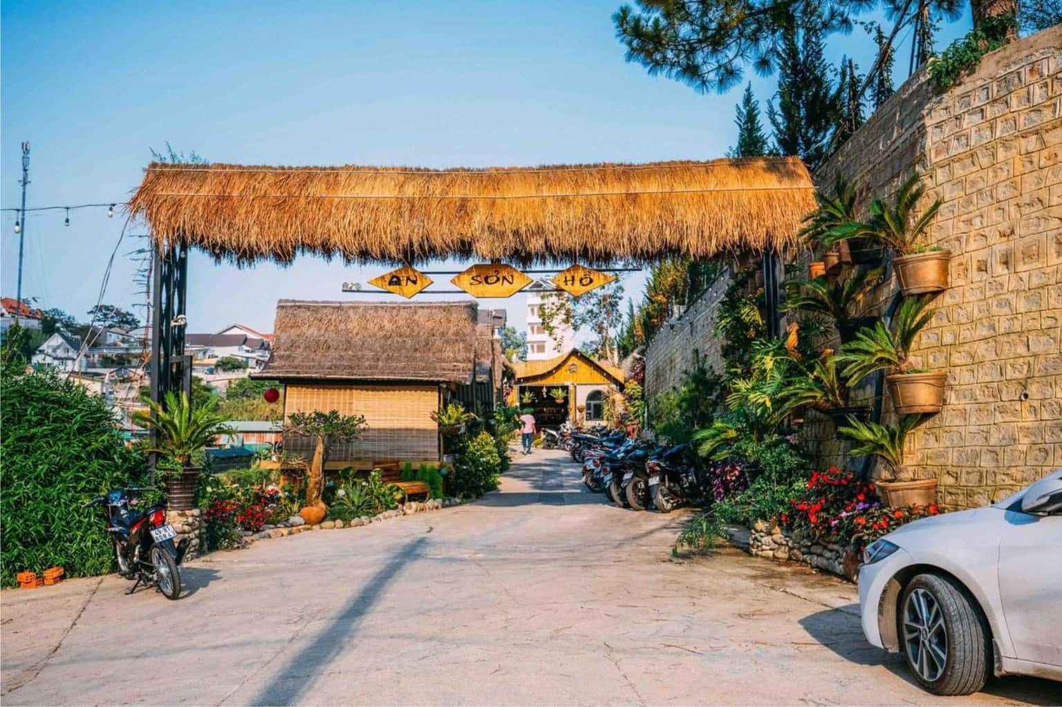 Phượng Hoàng Ancient Town Đà Lạt — photo 7