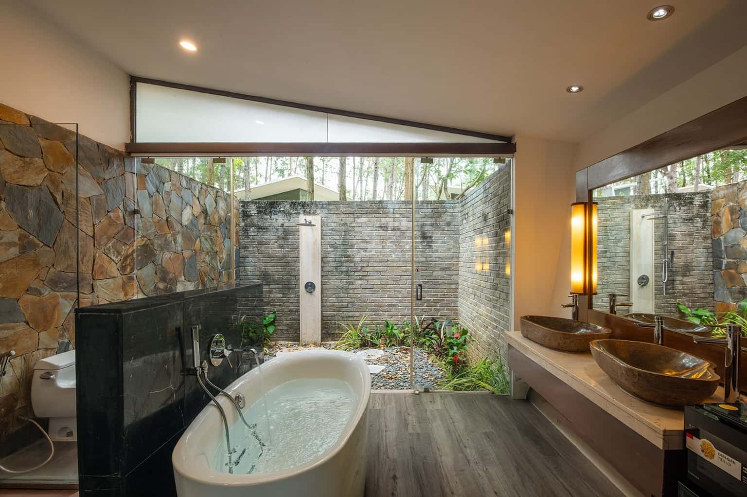 Villa R312 (A Homestay), Flamingo Đại Lải — photo 11