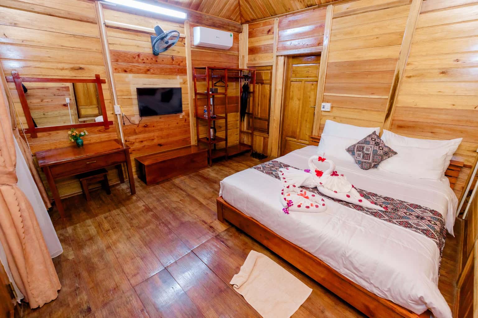 Bungalow double (La Maison de Buoc) tại Mai Châu — ảnh 5