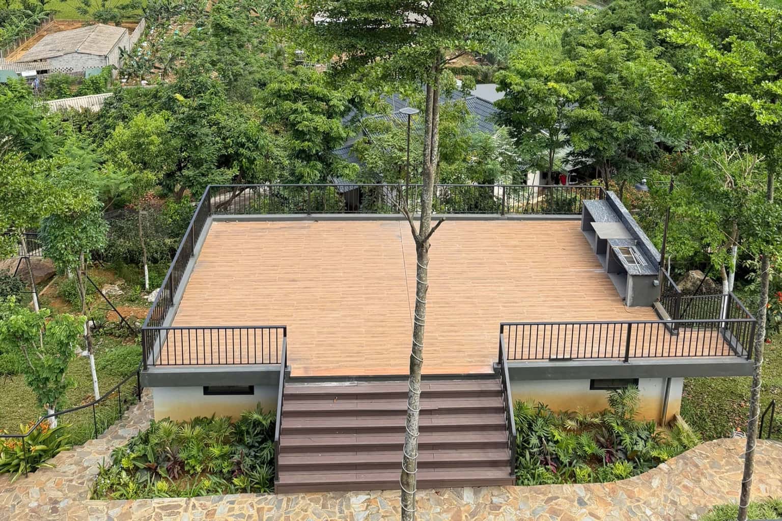 Sân BBQ