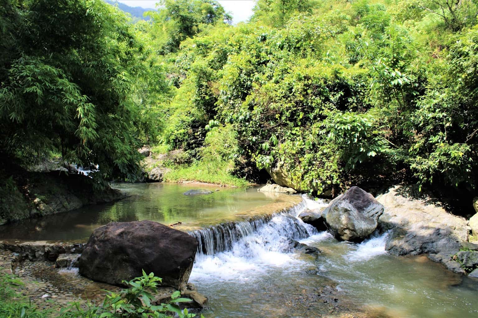 thac thang thien ky son hoa binh
