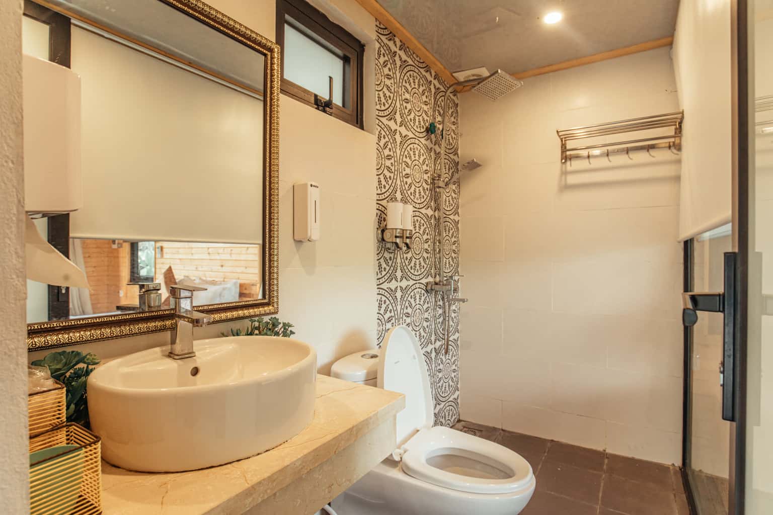 phong ve sinh bungalow le farm homestay ba vi ha noi 