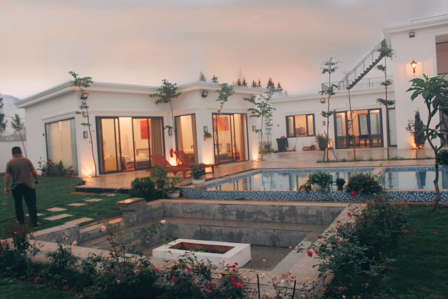 khuon vien hollymount luong son homestay hoa binh 