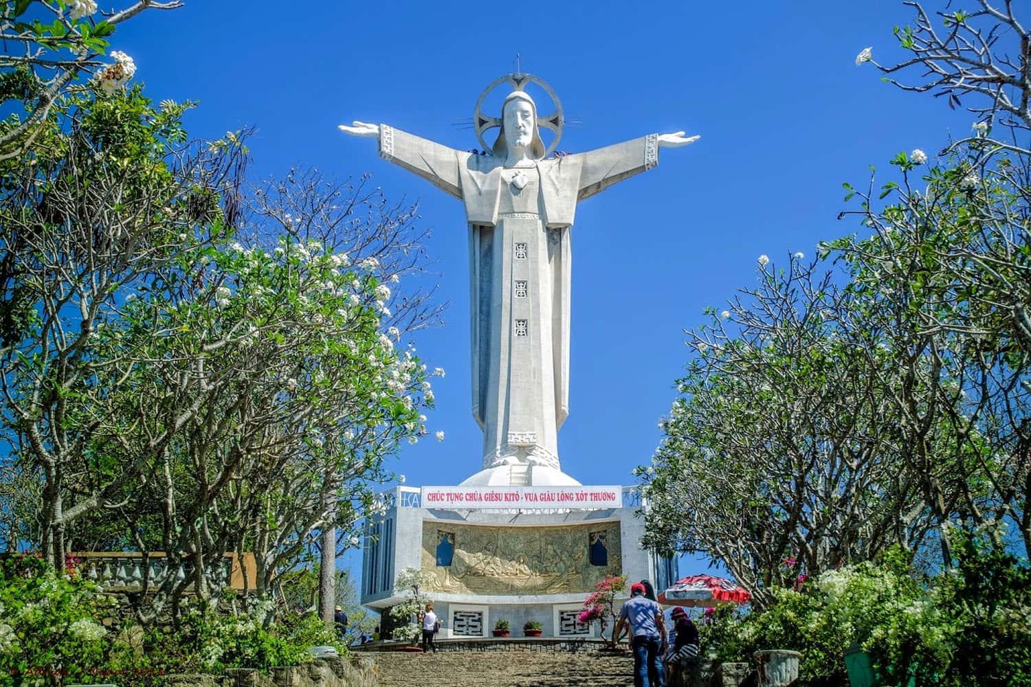 tuong chua kito  diem ngam toan thanh pho vung tau 