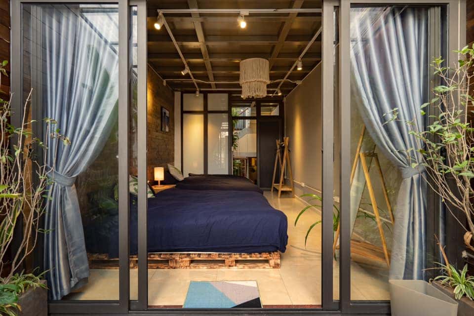Shower Outside, Hoàn Kiếm — ảnh 8
