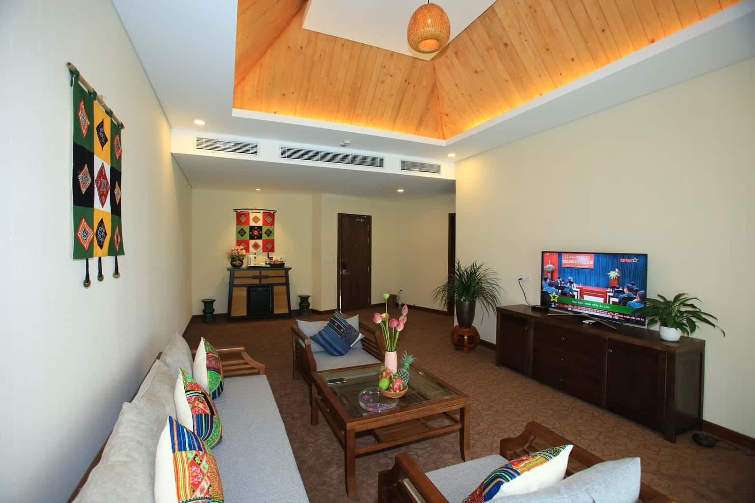 Executive Suite - Serena Kim Bôi, Hòa Bình — ảnh 3