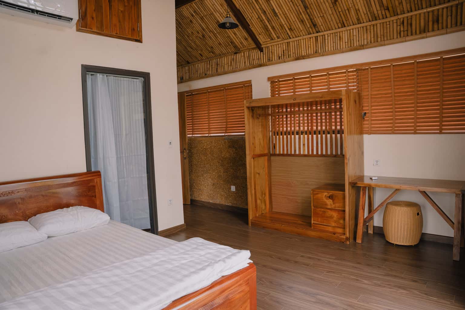 villa 110 thang may village ba vi
