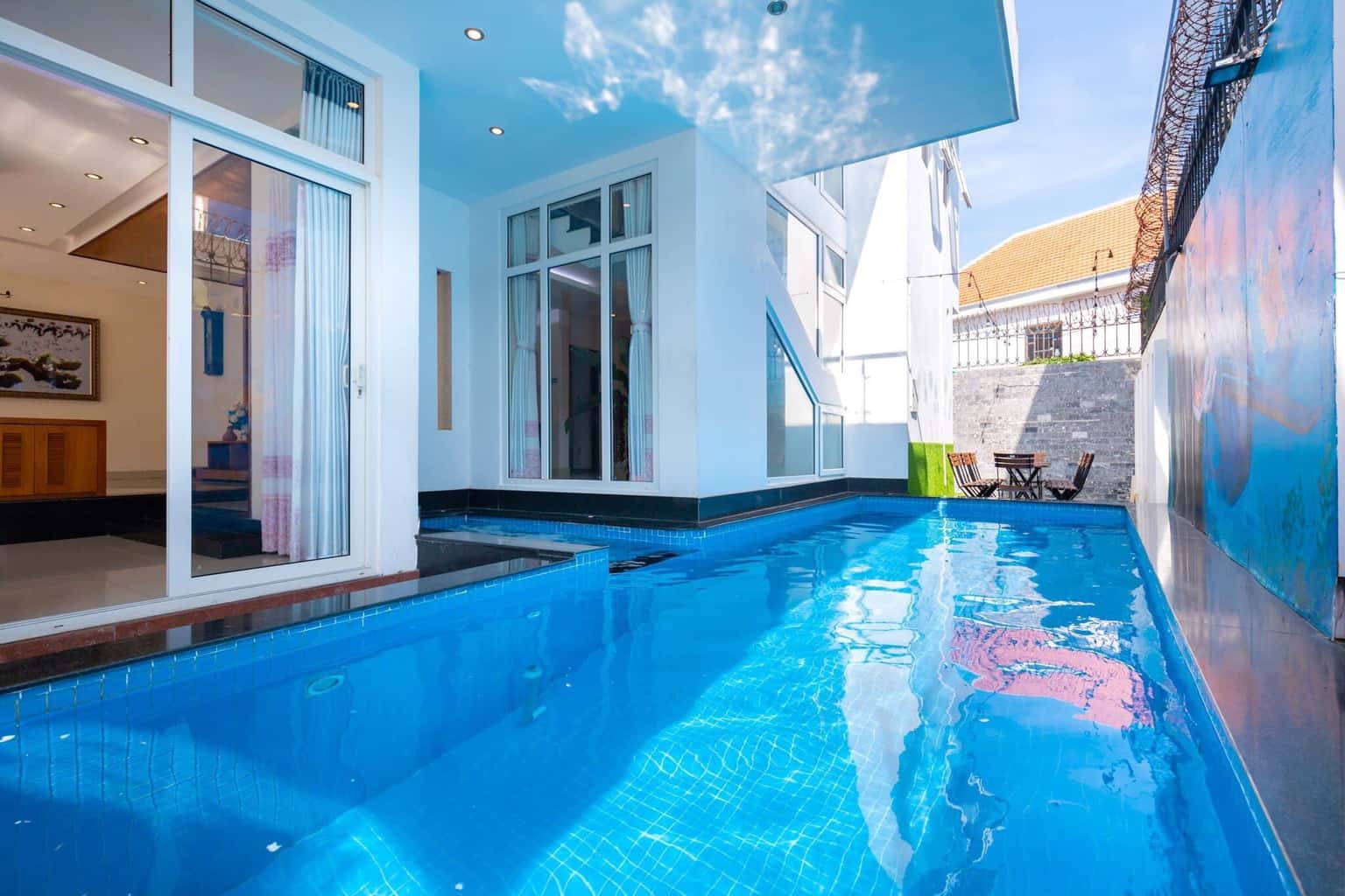 Villa 10/2 Lạc Long Quân, Vũng Tàu — photo 2