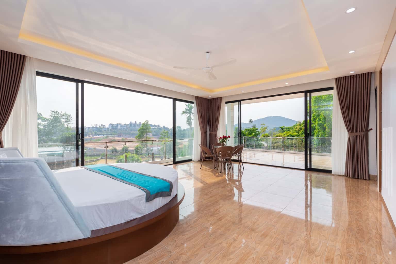 Lakeview Villa, Sóc Sơn () — photo 5