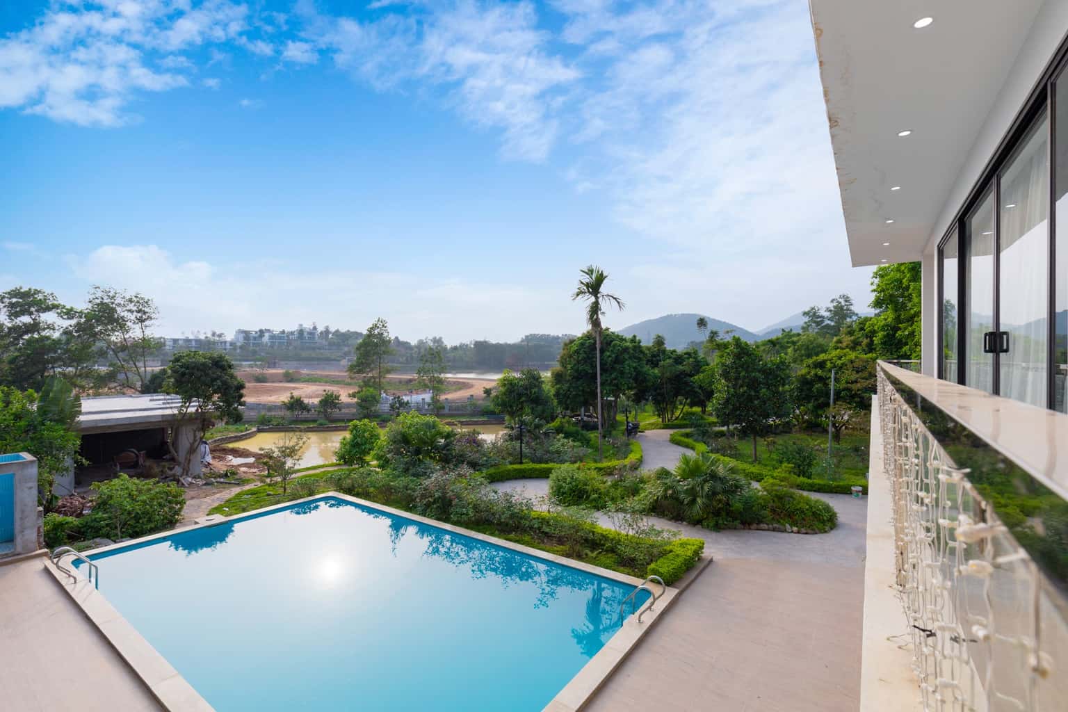 Lakeview Villa, Sóc Sơn () — photo 2
