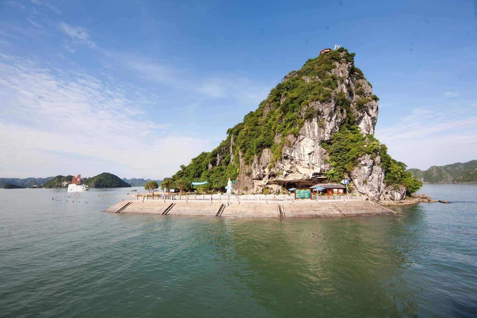 justfly titop island ha long