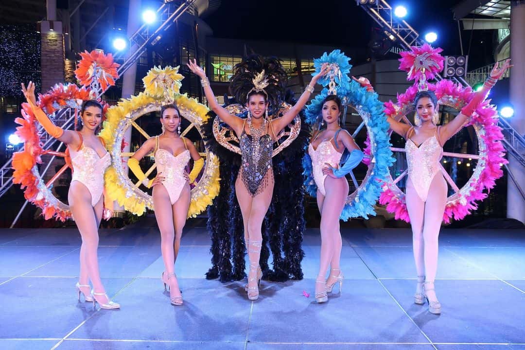 justfly cabaret show phuket thailand
