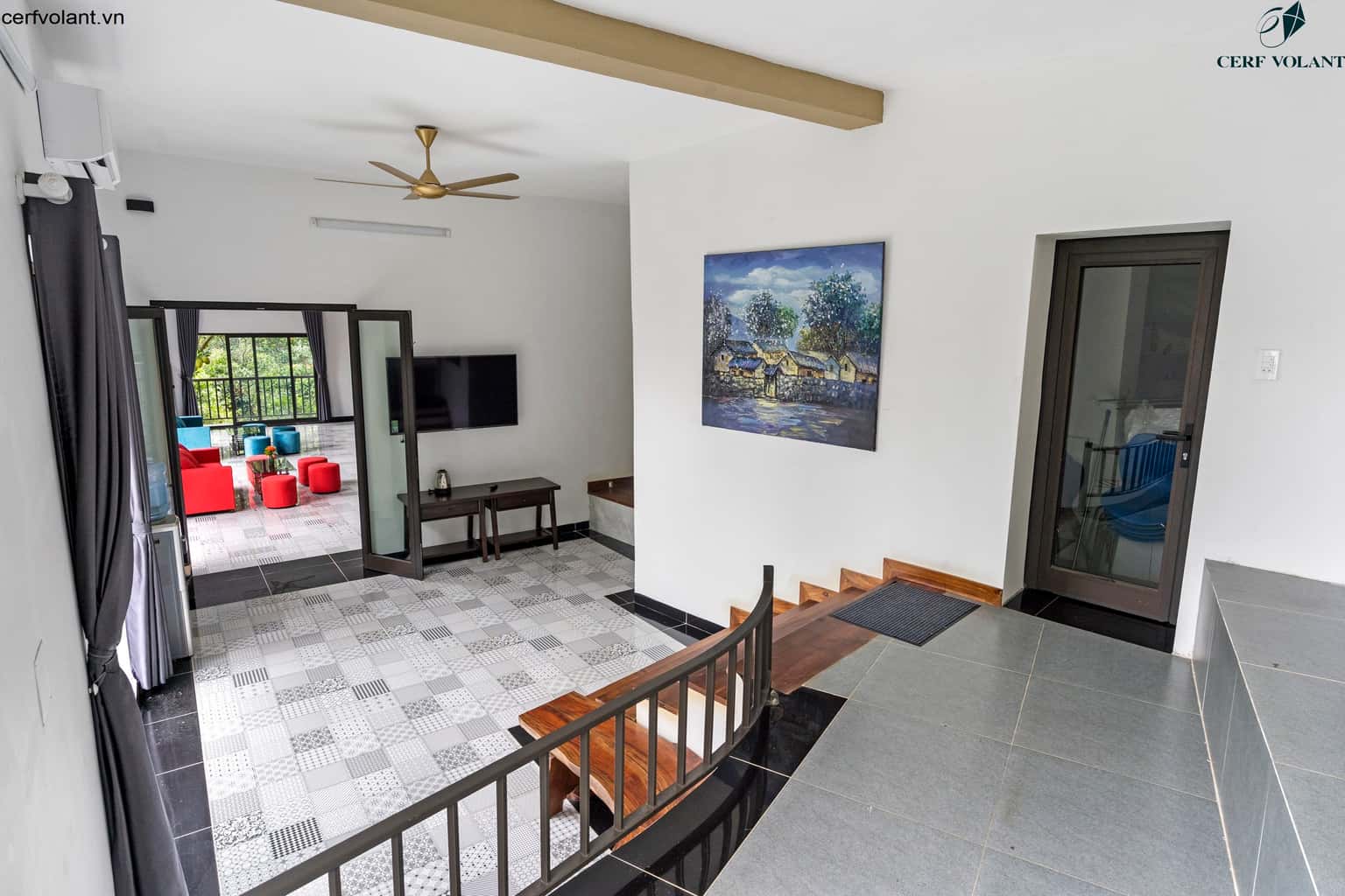 Red House (Cerf), Sóc Sơn () — photo 13