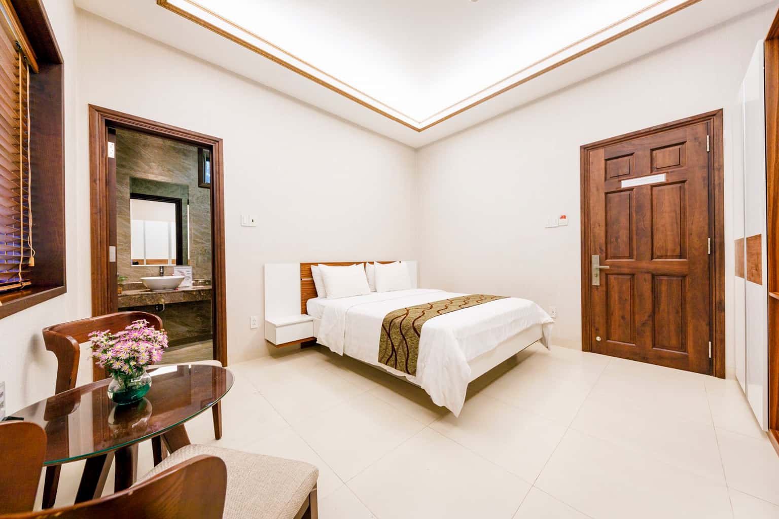 justfly biet thu le hoang da lat