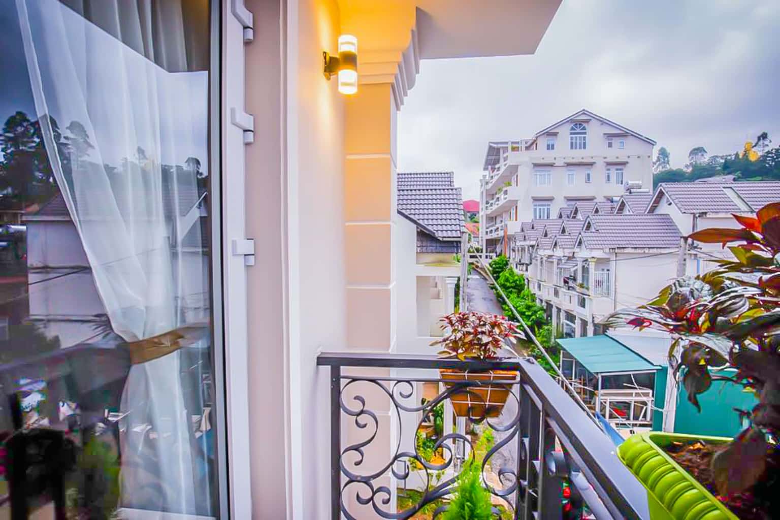 justfly jolie house 1 da lat