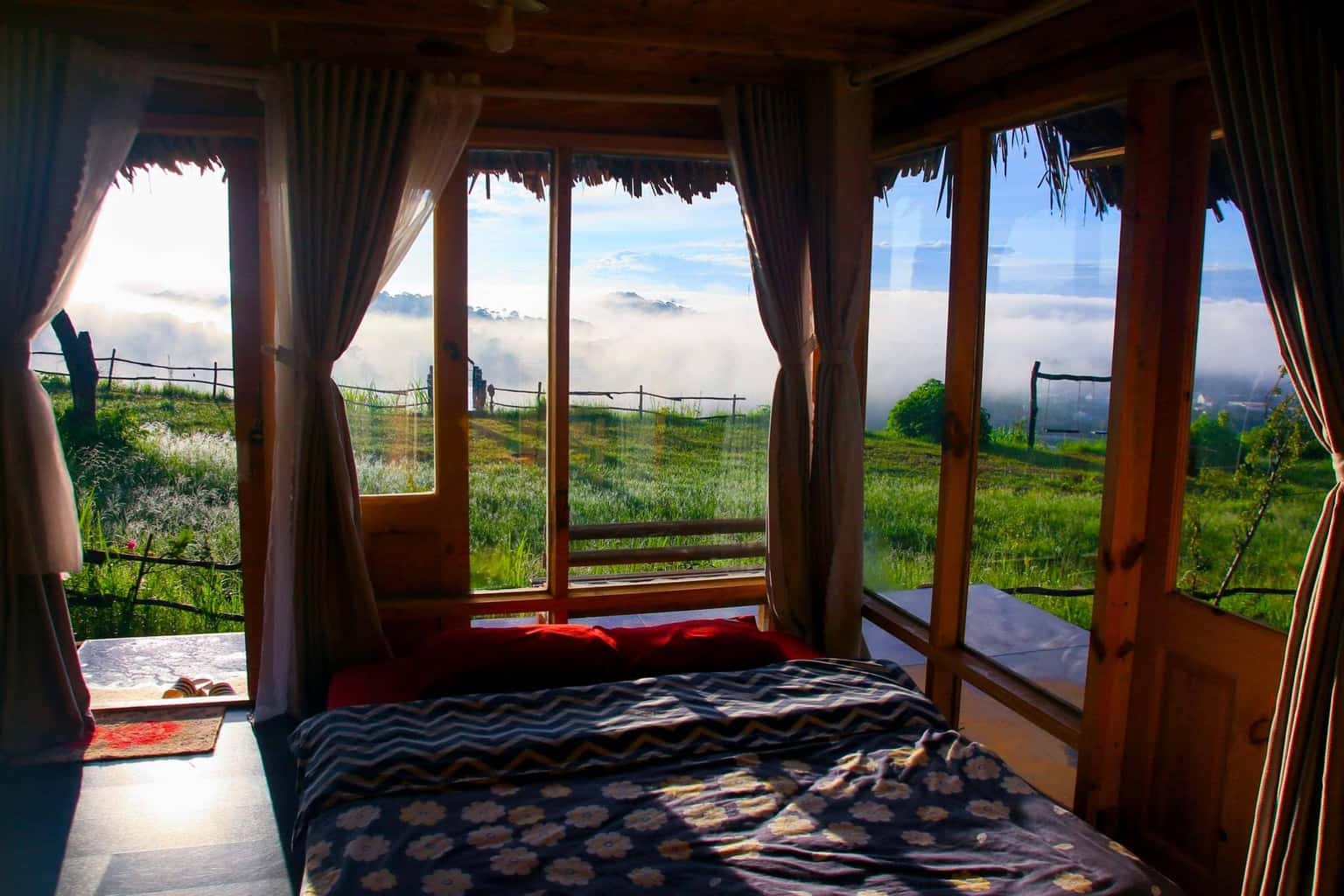 justfly down hill bungalow binh yen homestay da lat