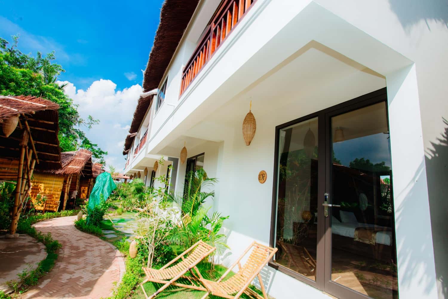 justfly nan house phong tieu chuan ninh binh