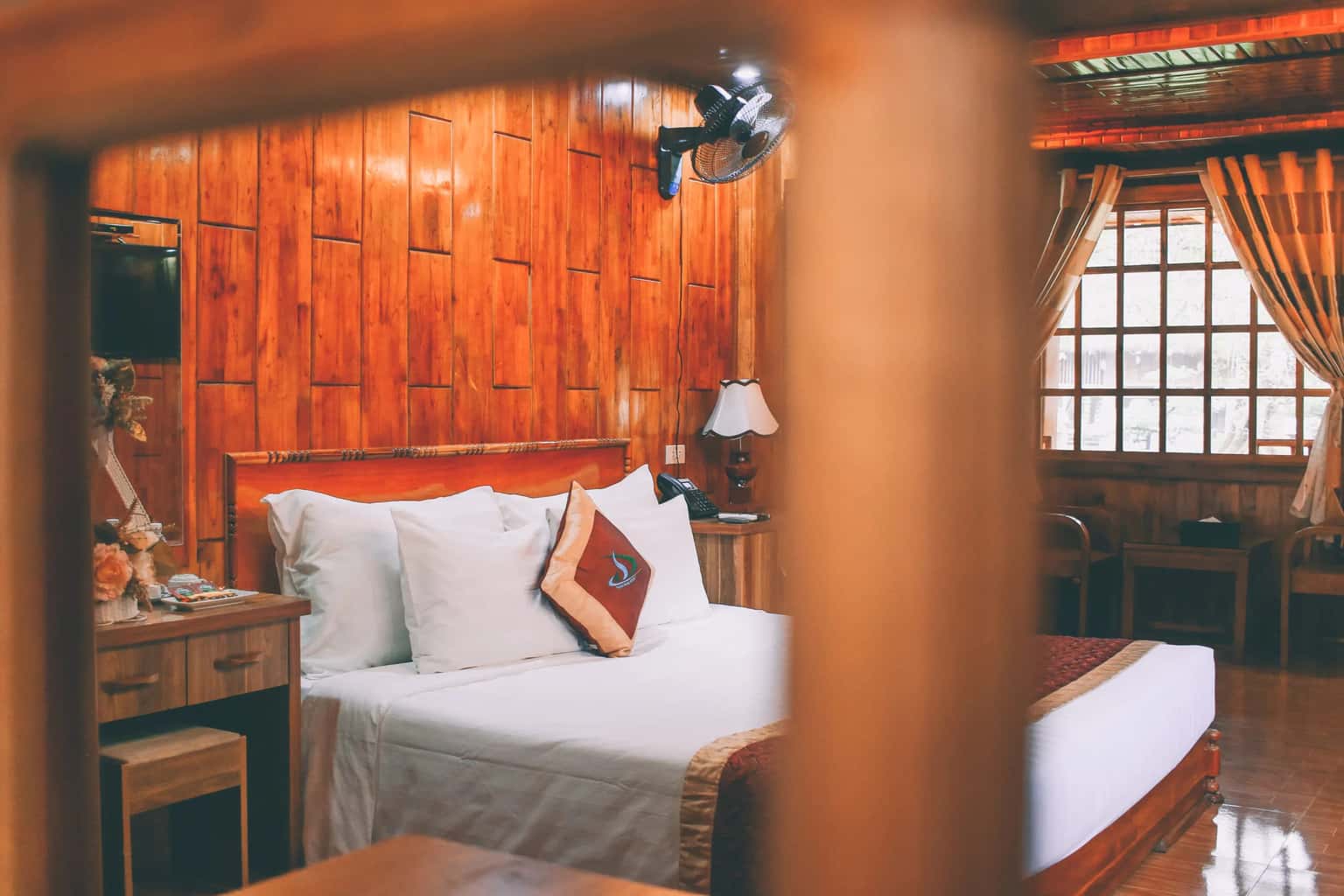 justfly thung nham resort phong deluxe double ninh binh