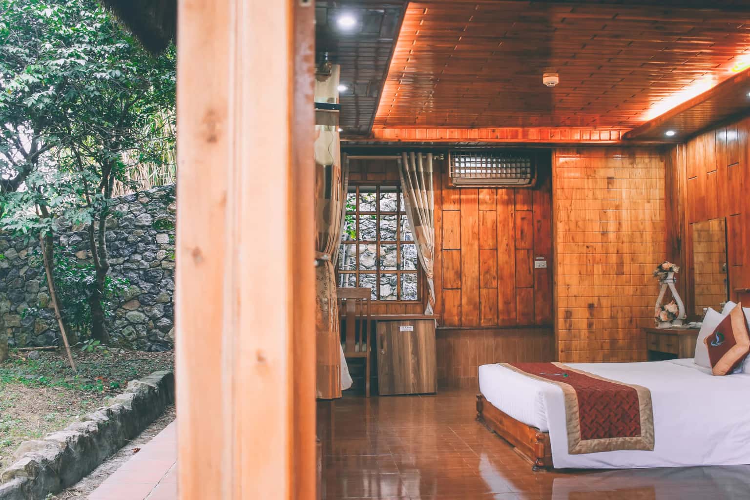 justfly thung nham resort phong deluxe double ninh binh