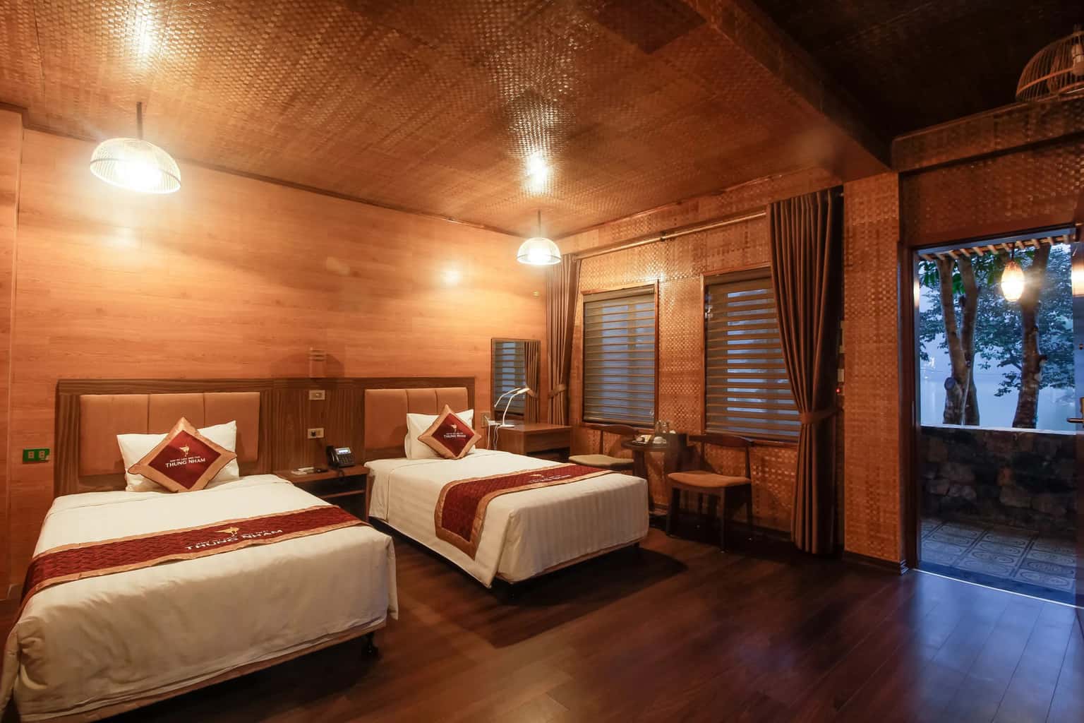 justfly thung nham resort phong deluxe twin ninh binh 