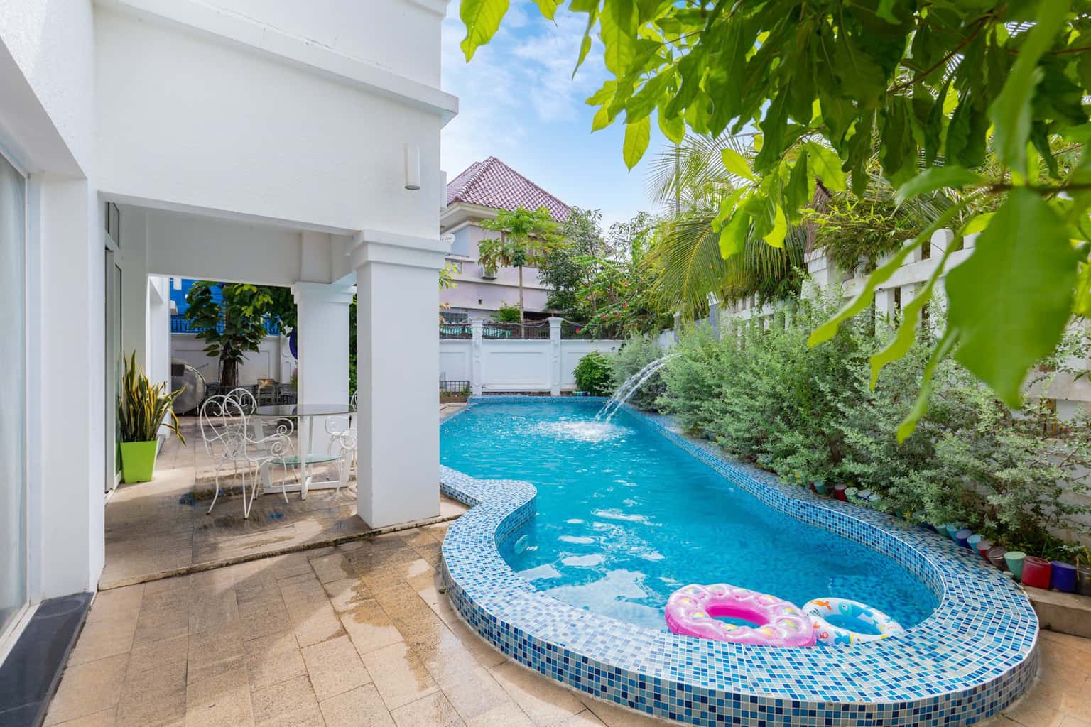 b8 ngoc tuoc vung tau 