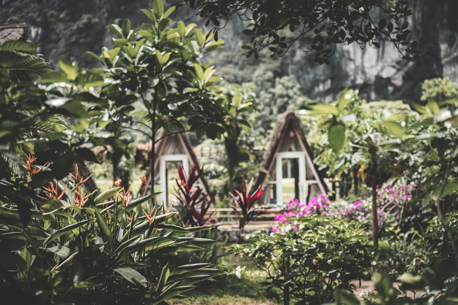 justfly trang an lamia bungalow triangle house ninh binh