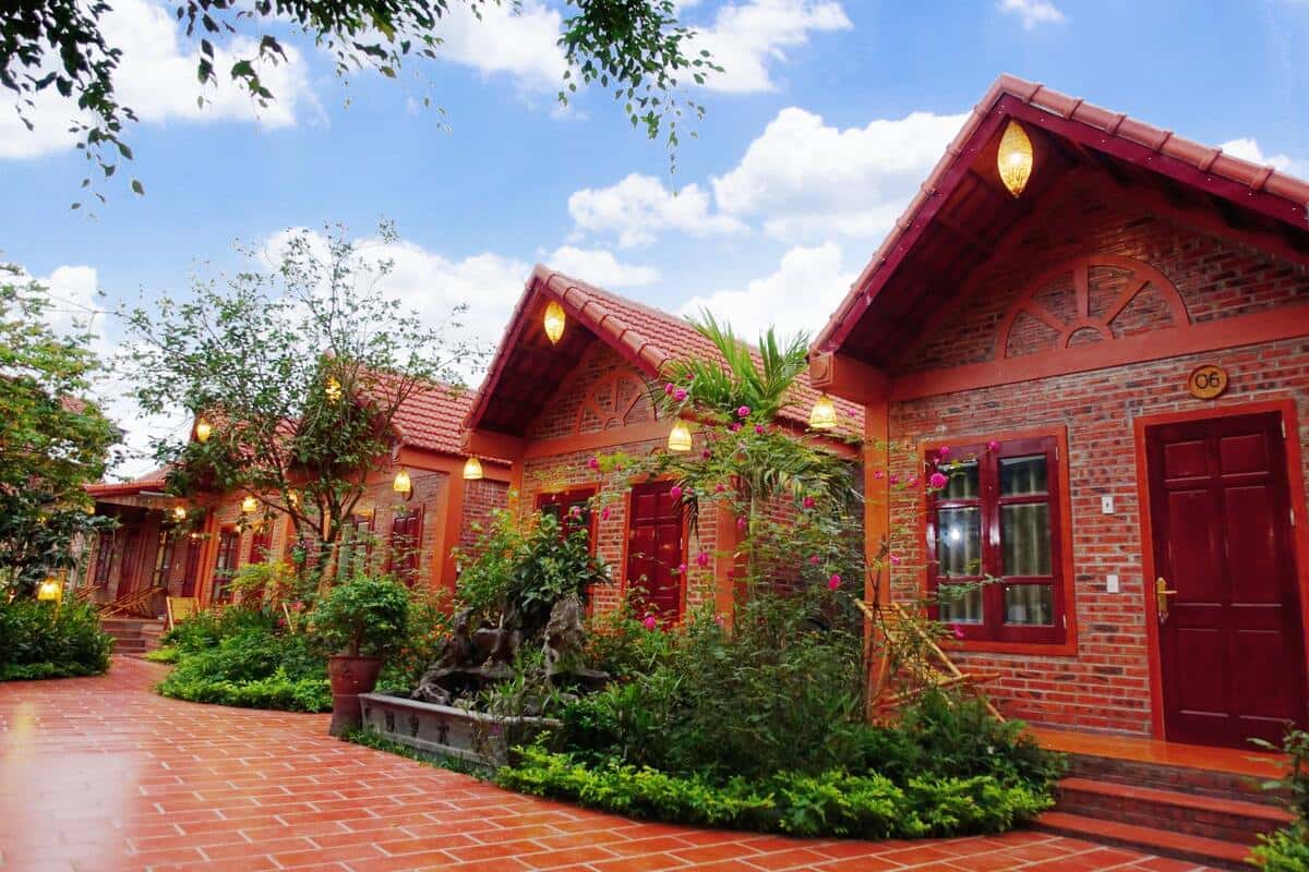 justfly trang an village homestay bungalow ninh binh